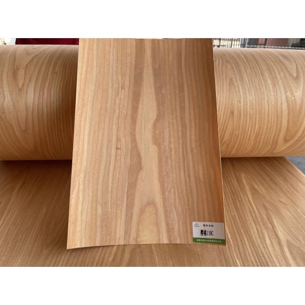 Nuevo diseño Muestra libre de ingeniería 2500 * 240mm Cereza Veneer de madera reconstituida para puerta de cubierta de barco