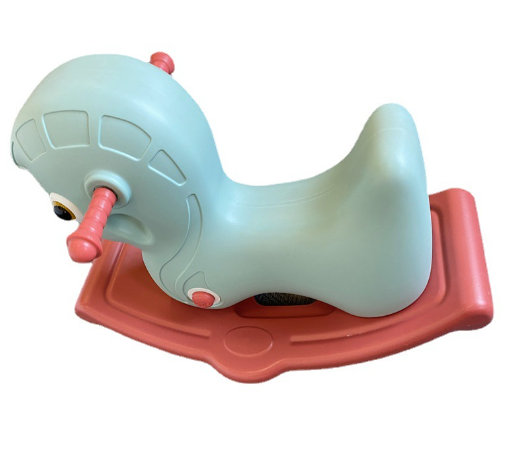 OEM moldeado por rotación coche de balanceo de los niños, plástico coche de parachoques de los niños