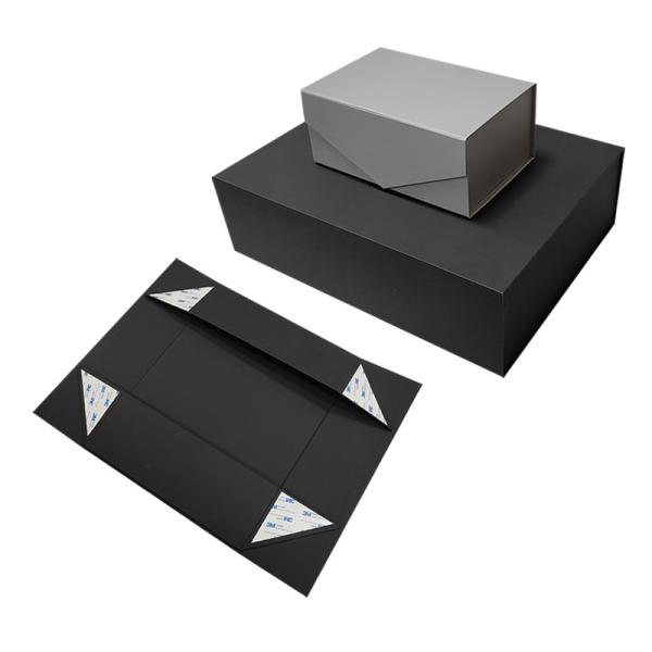 Conception de logo personnalisé Noir rigide Carton plat Magnétique Pliable Boîtes de cadeaux Pour les cosmétiques Emballage cadeau