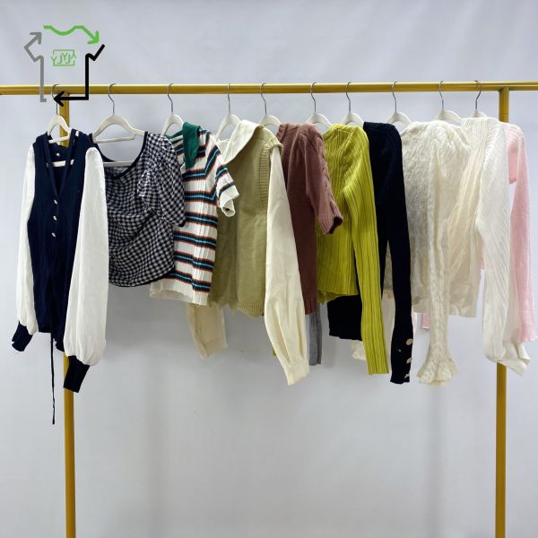 Women Casual Knitted Second Hand Long Sleeved Neck Pullover Sweater Spring Season