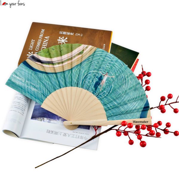 Popular Choice Wooden Crafts 23cm Wood Orginal with Fabric High End Europe Preference Folding Hand Fan for Promotion