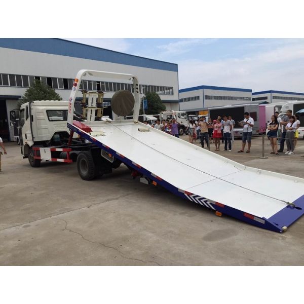 FAW 4 Ton Emergency Wrecker Tow Truck 6.2 Meters Plate Towing Recovery