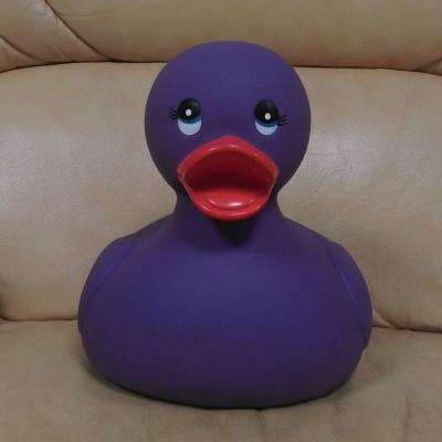 Giant size rotocasting vinyl bath duck toys for kids
