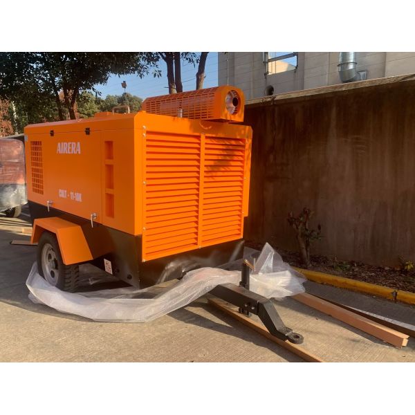 CALT-11/10K,350cfm-450cfm  Diesel Industrial Mobile screw Air Compressor 10 Bar CE TUV