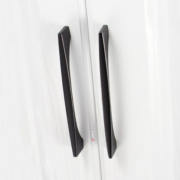 Modern Kitchen Matte Black Cabinet Handle 96 - 320mm Zinc Alloy Pulls