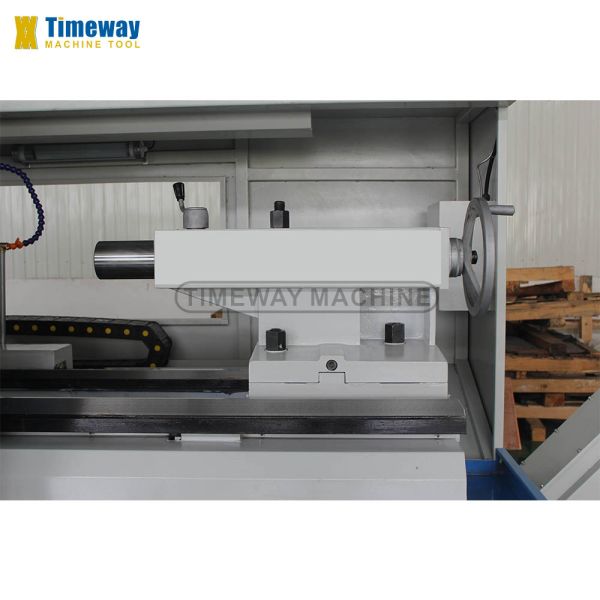 800mm Swing High Precision CNC Flat Bed Machine Tool with Positioning Accuracy ±0.03