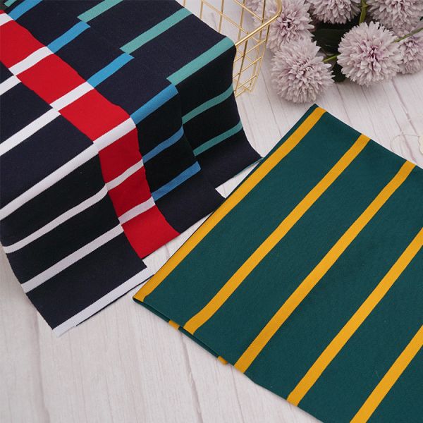 Des tissus en coton en tricot pour chemise polo