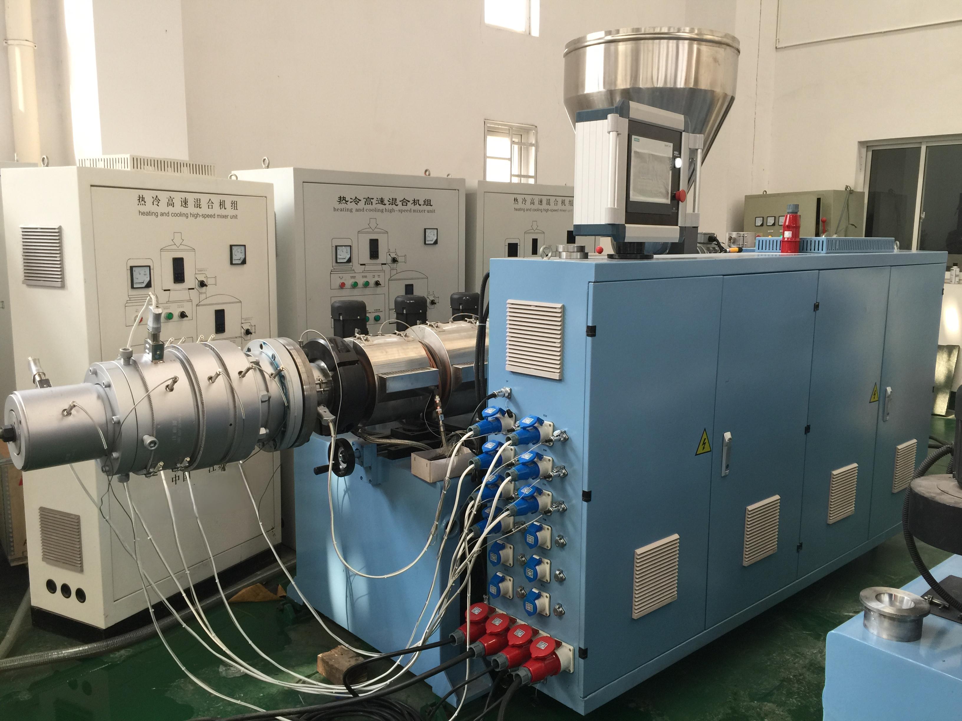 Машина для изготовления пластиковых труб длиной 75mm~315mm для UPVC CPVC OPVC водоснабжения и дренажа