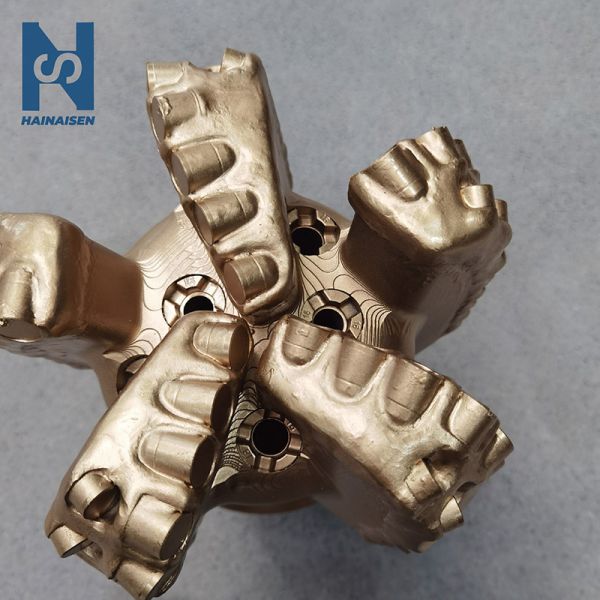 Golden 5 Blade Polycrystalline Diamond Bit 75mm Oil Well Drill Head
