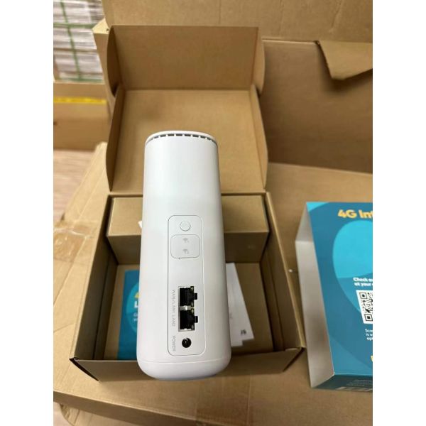 Unlocked ZTE MF289D 4G CPE LTE Router Cat12/13 600Mbps Dual-Band Wireless Router With Sim Card 2*Gigabit Port