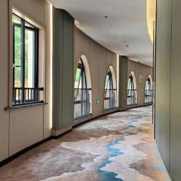 High Pile MACHINE MADE Custom Printing Carpets in Modern Design for Hotel Buyers