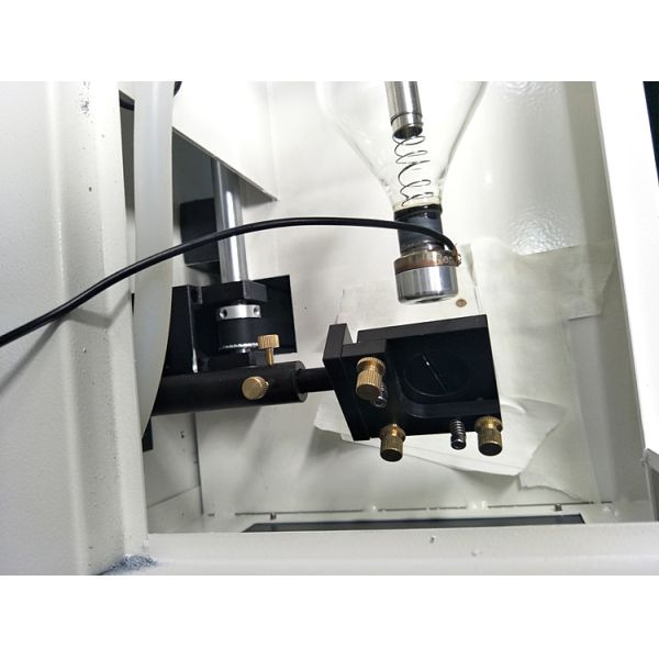 6090 Máquina de grabado de corte láser CNC CO2 con sistema de transmisión de múltiples ejes