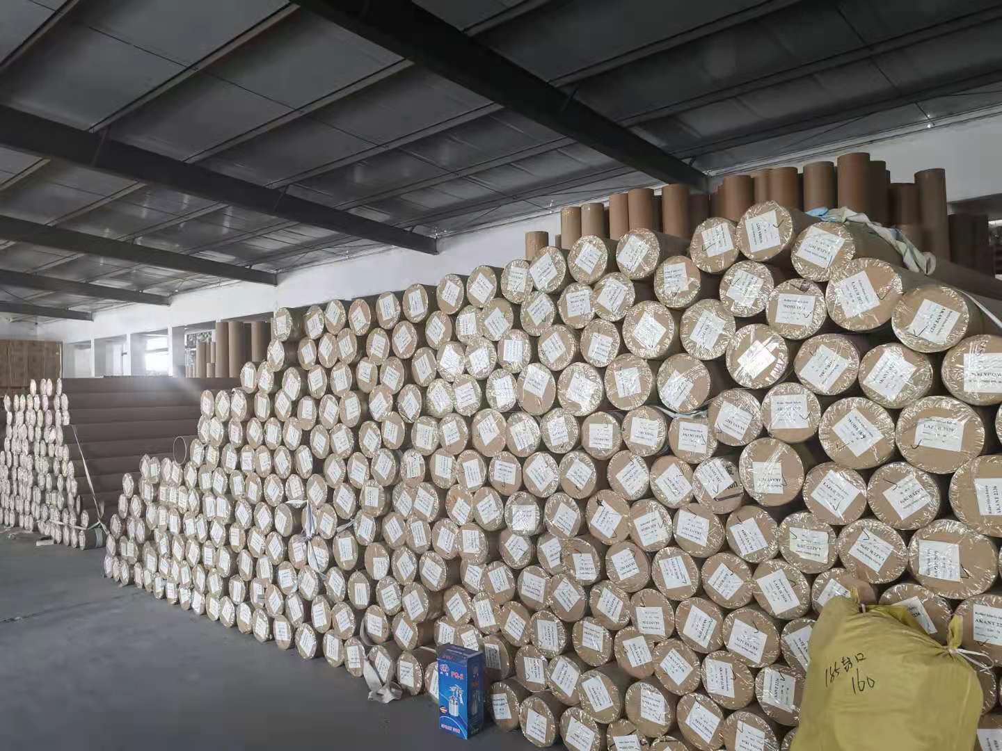 Предкрылок свертывает вниз тени светомаскировки, солнцезащитный крем Bunnings ослепляет 100% полиэстер