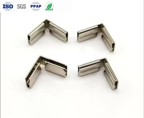 Partes de estampado de metal de acero inoxidable Hojas de flexión pequeñas y grandes Partes de hardware de fabricación de metal
