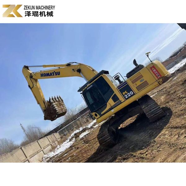 24TON Used Komatsu PC220-8MO Excavator 2018 Japan Original PC200-8MO