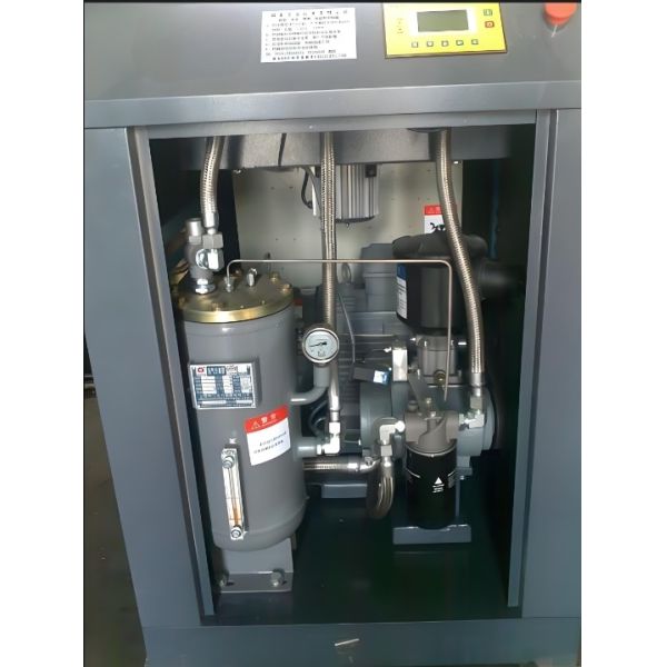 Compresseur d'air rotatif vis 10hp Pour le brossage de l'air / nettoyage par soufflage / boulonnage / Plug à mâle tuyau de jardin