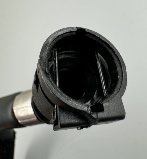 One-stop procurement for auxiliary water kettle and water pipe 1712 8602 600 for BMW B48