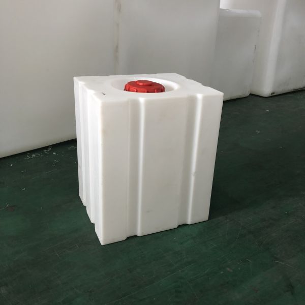 Portable Square Roto Mold Tanks LLDPE Plastic Water Storage Tanks 120L
