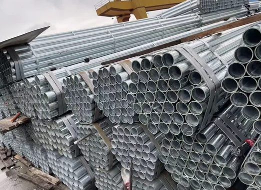 Hot Dip Galvanized Carbon Steel Pipe 1.5 Inch SCH40 With 275 Gsm Zinc Coating And 6 Meter Length For Outdoor Water Supply