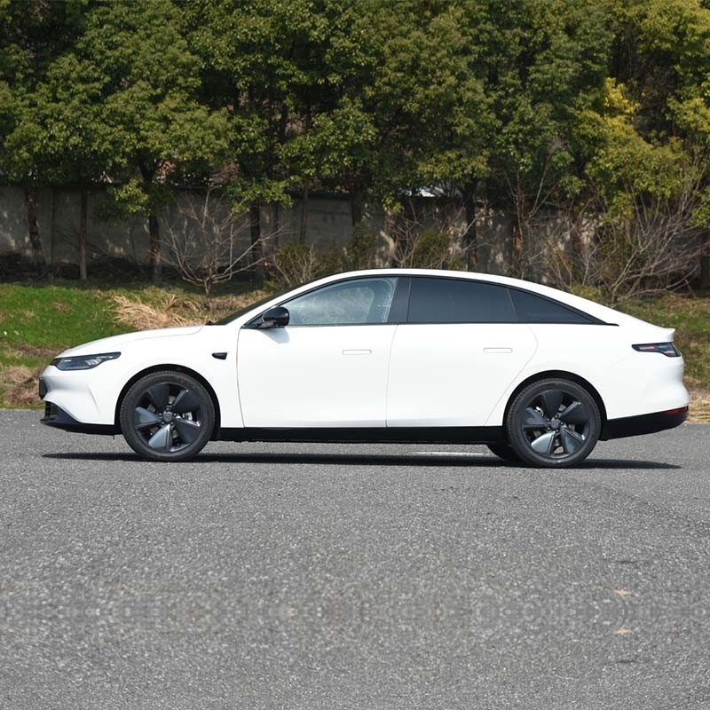 Максимальная скорость 180 км/ч Лептоп C01 2023 Comfort Edition 4 Wheel Drive Электромобиль