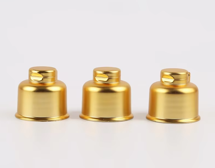 Перерабатываемая золотая пластиковая косметическая винтовая крышка для лосьонов, тонаров, шампуней и жидкого мыла