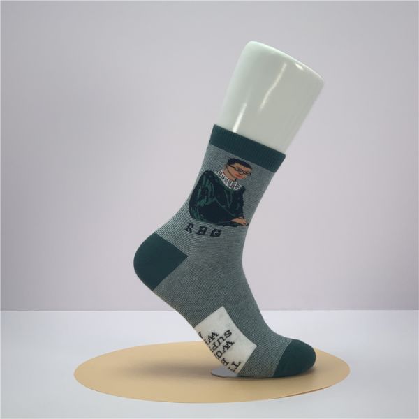 39-42 Fashionable Cotton Socks Designer Woman Long Thermal Women Socks Print Pattern