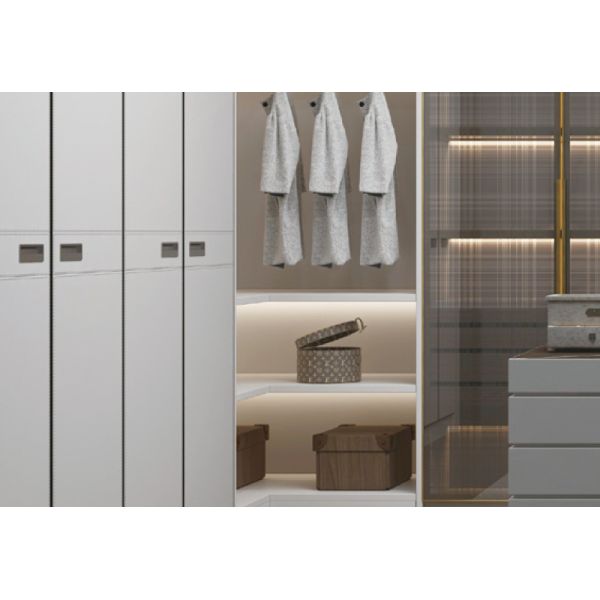 OEM/ODM Shaker Style Wardrobe Door PVC Laminated Wardrobe Doors