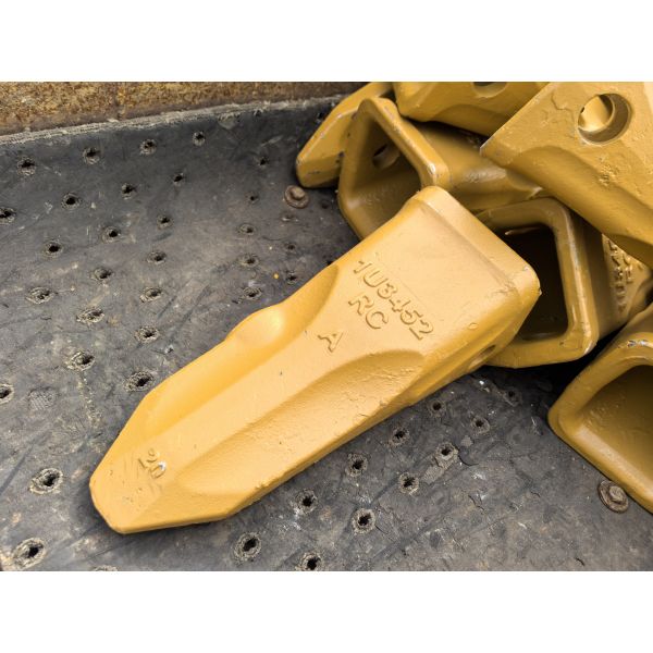 Rock Type 1U3452 Excavator Bucket Teeth  Ground Engaging Tools Point Tooth