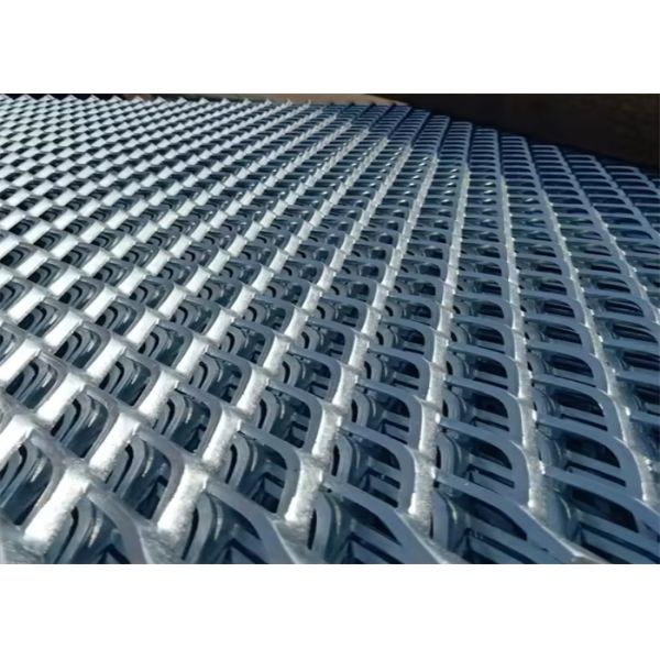2mm Thickness 20 Years Use Time Expanded Metal Mesh For Walkway Project