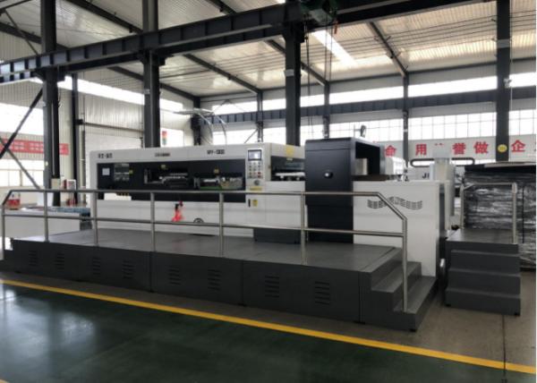 Sweet Box Platen Die Cutting Machine , Flat Bed Die Cutting Machine stable