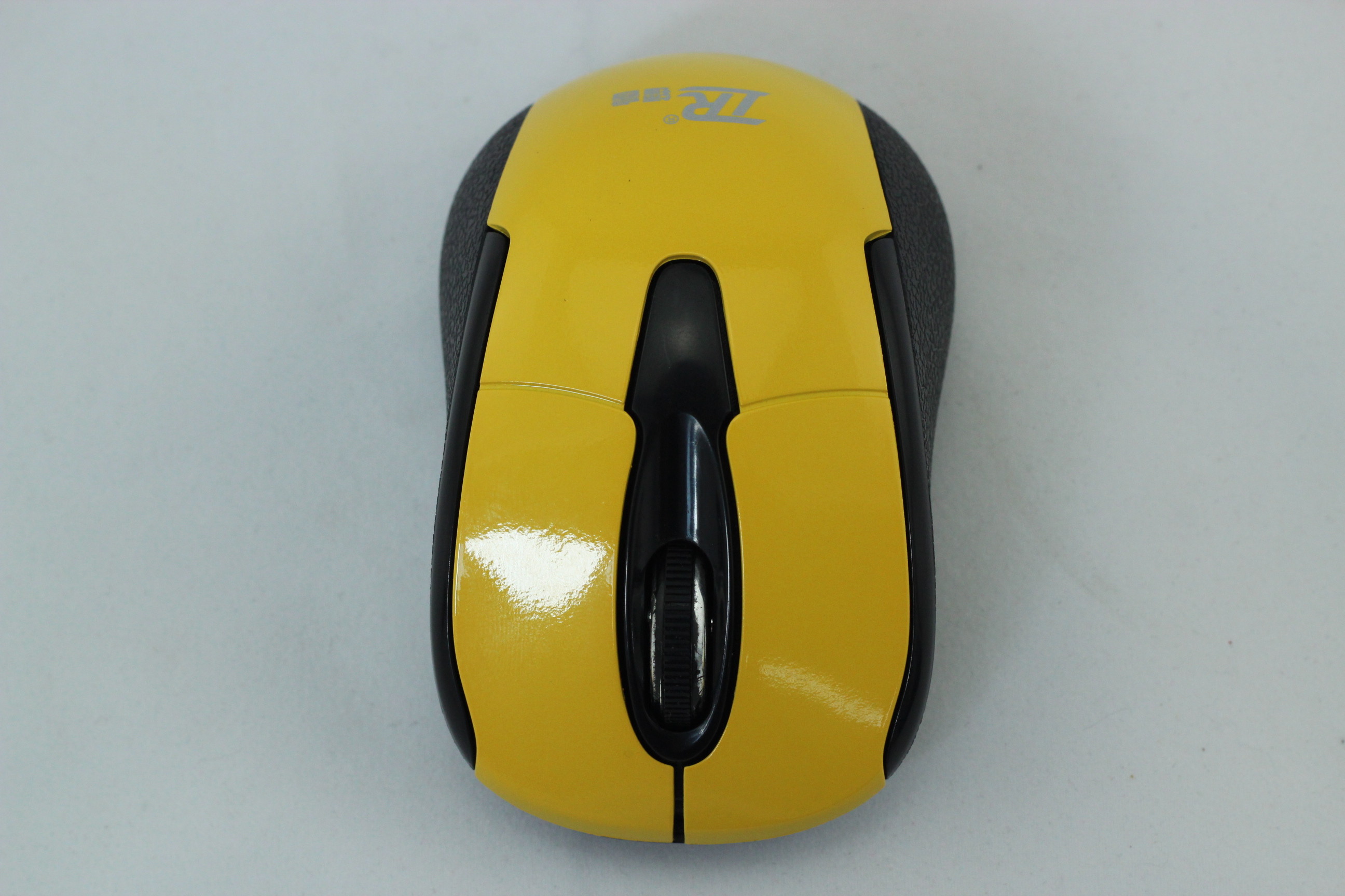 4D 2.4GHZ 800 / 1600 DPI Speed Change Wired Or Wireless Mouse , Freely 360-Degree Use Within 15M Radiu