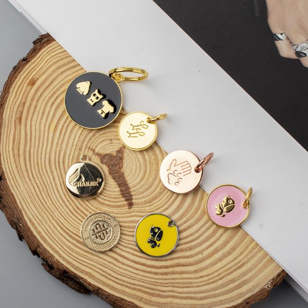 Etiquetas personalizadas de identificación de perros grabadas en acero inoxidable Etiquetas de nombres de perros lindos