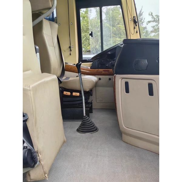 Старый двигатель 243kw 2014-2016 4buses автобуса zK6122 Yuchai схвата автобуса 55seats тренера молодой в запасе