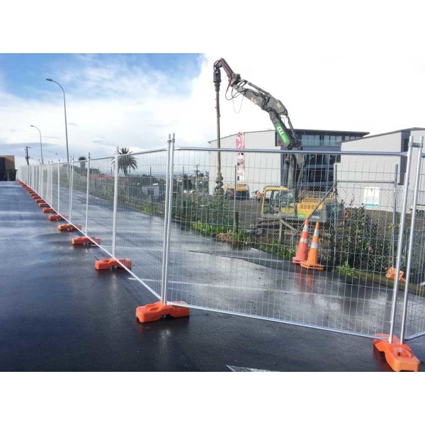 2100mm Height Temporary Steel Fencing Popular Security Flexible Mobile