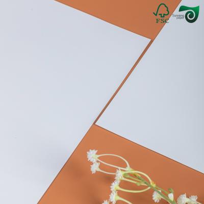 70gm papier métallique pour étiquettes de bouteilles de bière argent avant blanc arrière 765mm