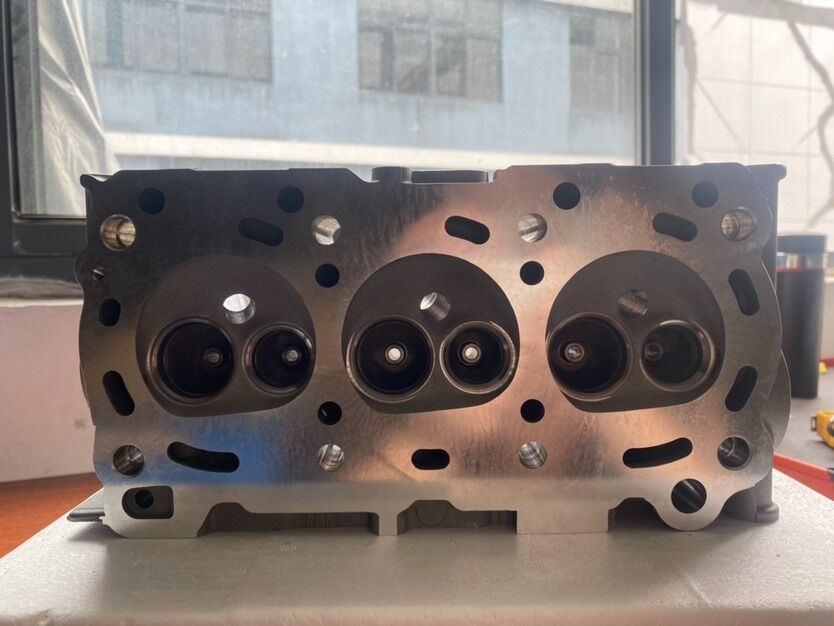 Глава цилиндра автомобильного двигателя из алюминиевого сплава Swift G10 1.0 SOHC