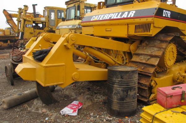 D7G,D7H,D7R,D7N,D7F used  crawler bulldozer selling