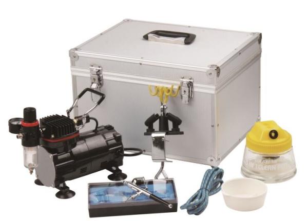 Aluminum Box Airbrush Compressor Set AK-100 CE Approved For Body Painting