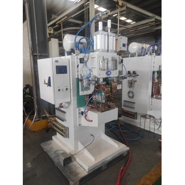 New Pneumatic 3 Phase 100Kva Lever Lock Ring Resistance Stationary Spot and Projection Welding Machine CE Certified
