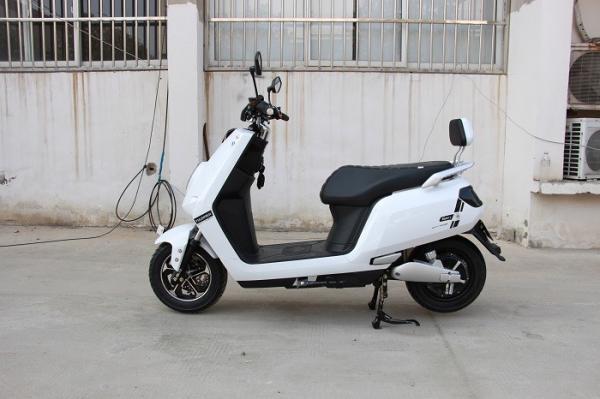 Motor sem escova acidificado ao chumbo bonde certificado da C.C. do trotinette 60V 20AH da rua