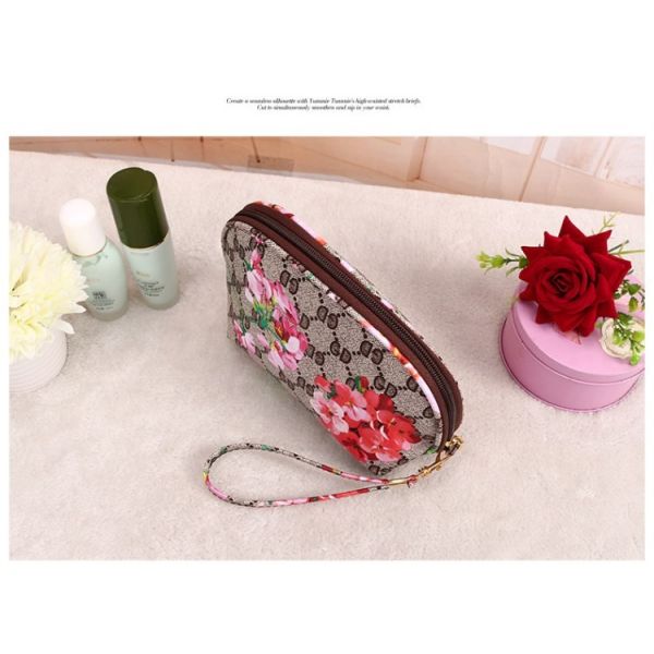 Professional Customized Private Label Travel Makeup Bag Large Cosmetic Bag Make up Case Organizer for Women and Girls