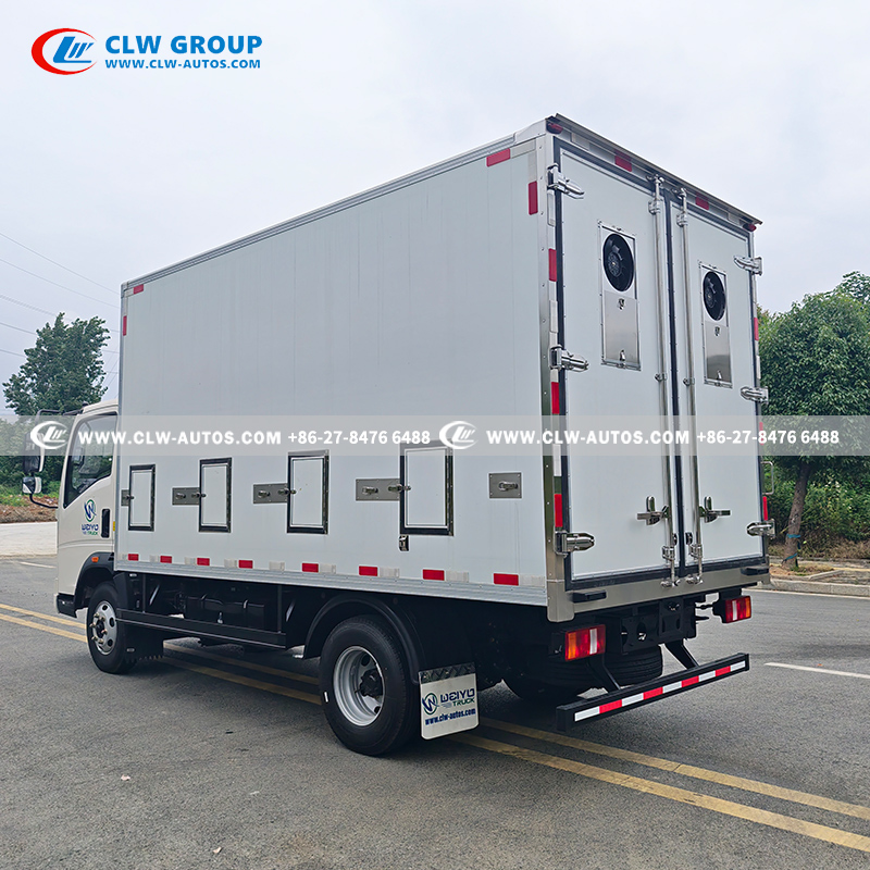 HOWO 4X2 4.2m Day-Old Chick Transport Truck with 20,000 Chick Capacity and Hanxue L-Z560 Refrigeration Unit