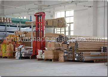 Outdoor Balcony Sunshade Strong Motorized Open Retractable Awnings