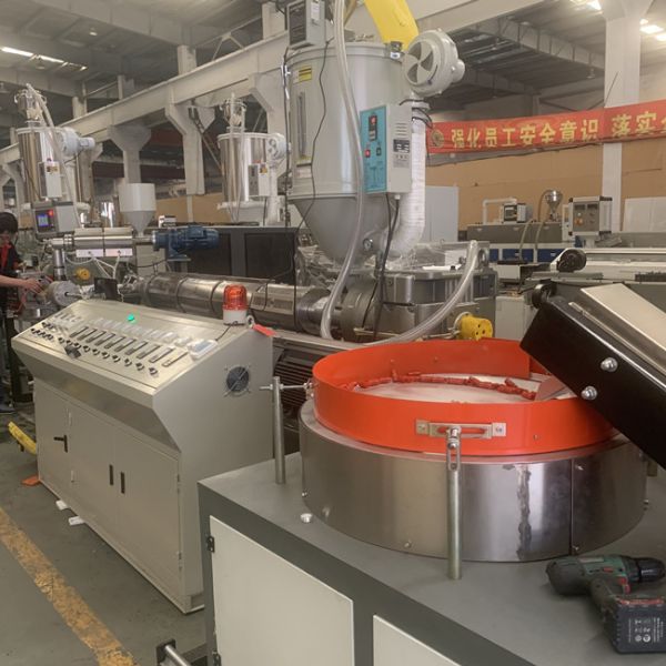 стальная изложница машины 40Cr трубы Pvc капельного орошения 63mm пластиковая