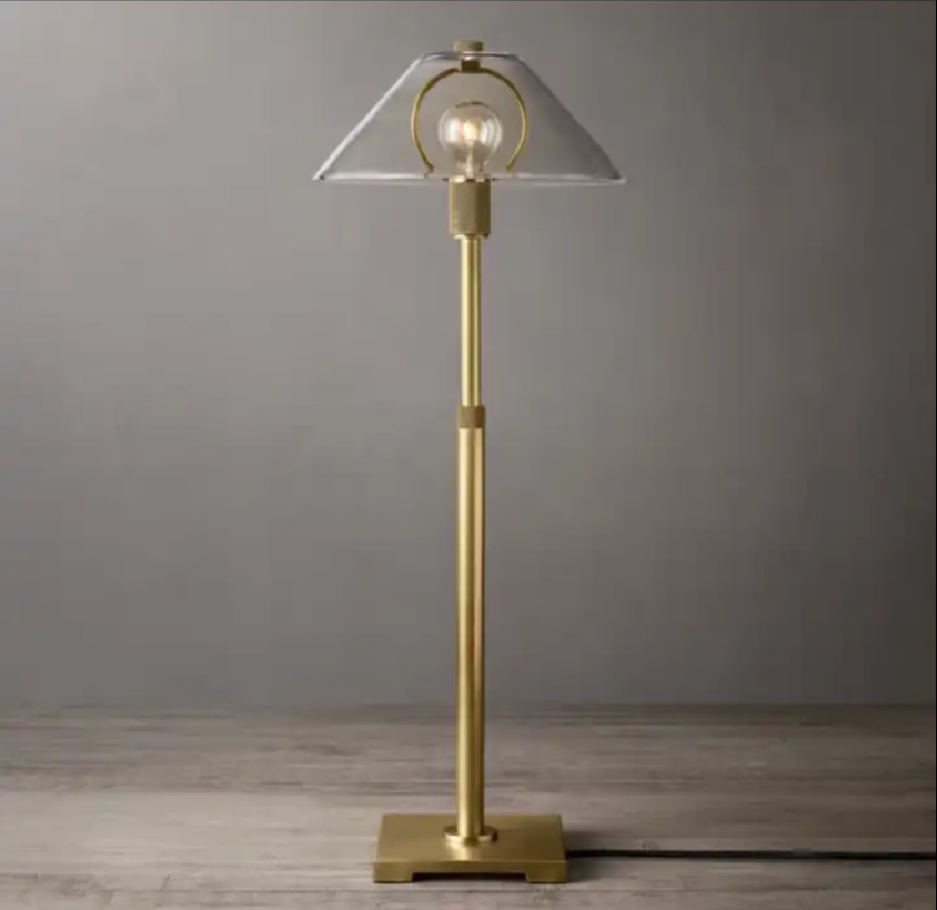 E26 / Candelabra Hardwired Rechargeable Brass Table Lamp Brass LED Desk Lamp (Э26 / Канделябры с проводными проводками, перезаряжаемые латунистое настольное светило латунистое светодиодное настольное светило)