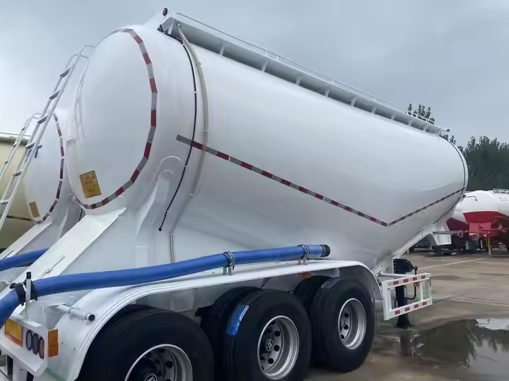 CIMC 3 axes Cisterne de poudre à haute résistance avec unité moteur diesel Semi-remorque