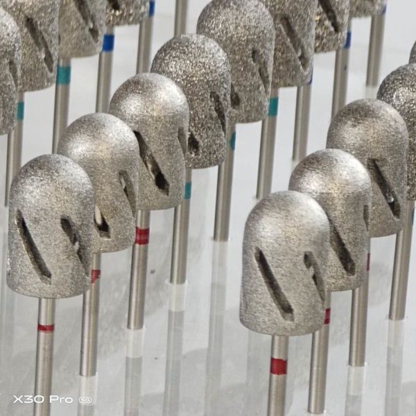 Извлеките умерших пригвоздите голову диаманта 80# кожи 50mm меля