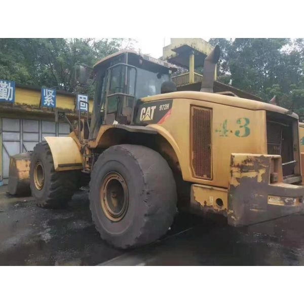 972h Cat Caterpillar 972h Chargeur à roues utilisé au Japon 126,7kN Force de levage