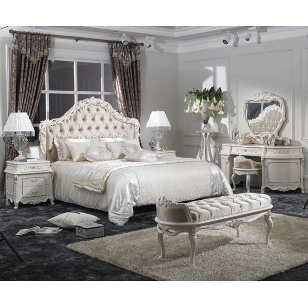 ISO Indonesia Luxury European Bedroom Furniture Natural No Odor Classic Wooden Bed