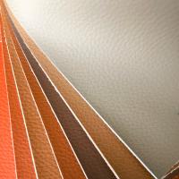 PVC Eco Leather Litchi Pattern 31 Vivid Colors Scratch Resistant For Commercial Spaces